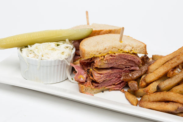 SMOKED MEAT SANDWICH